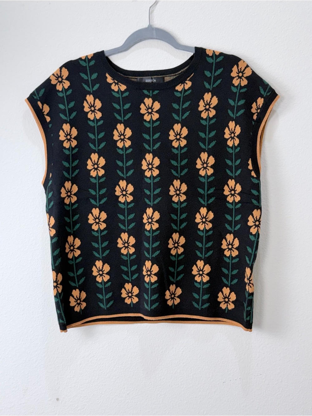 ZESICA Floral Knit Sweater Vest Size Large Black Orange Boho Cottagecore